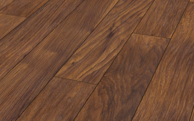 €24,90/mq R&G DISTRIBUTION PAVIMENTO IN LAMINATO VINTAGE CLASSIC NOCE RED RIVER