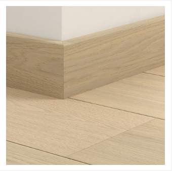 BATTISCOPA LINEARE COLORI ABBINATI PARQUET PERGO RESISTENTE ALL'ACQUA