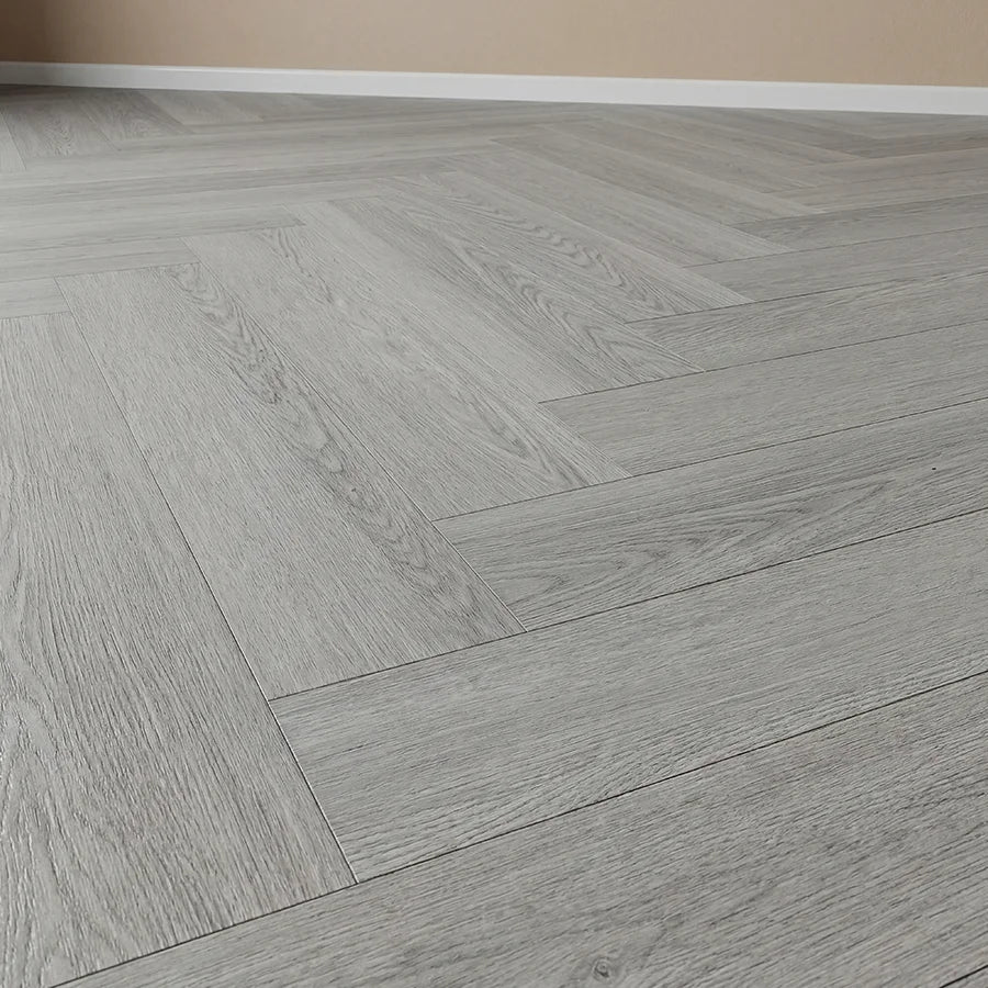 €42,90/mq SPC R&G DISTRIBUTION BE FLOOR SELECTION SPINA ITALIANA ROVERE ARGENTO