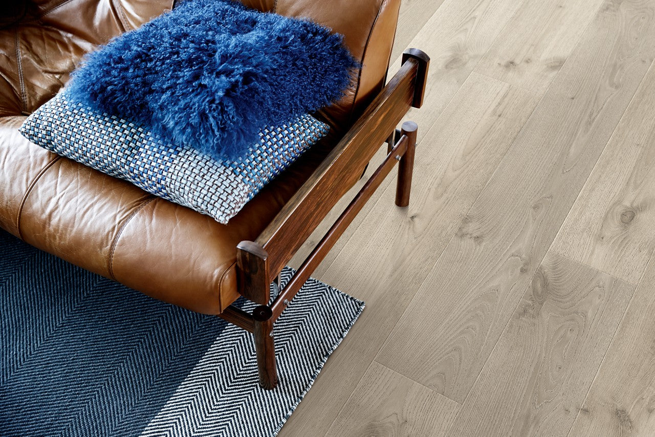 PAVIMENTO IN LAMINATO AC4 PERGO ARENDAL ROVERE GRIGIO VINTAGE L0339-04311