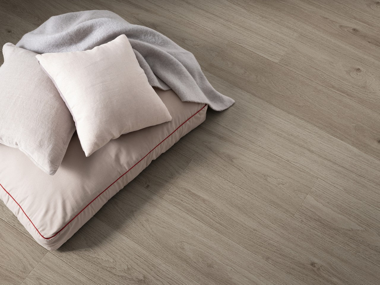 36,90/mq PAVIMENTO IN LAMINATO AC4 PERGO BERGEN ROVERE GRIGIO MORBIDO L0346-05007