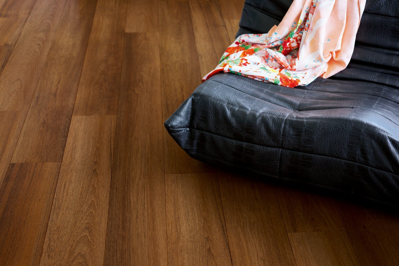 PAVIMENTO IN LAMINATO AC4 PERGO BERGEN TEAK TERRACOTTA L0346-05021