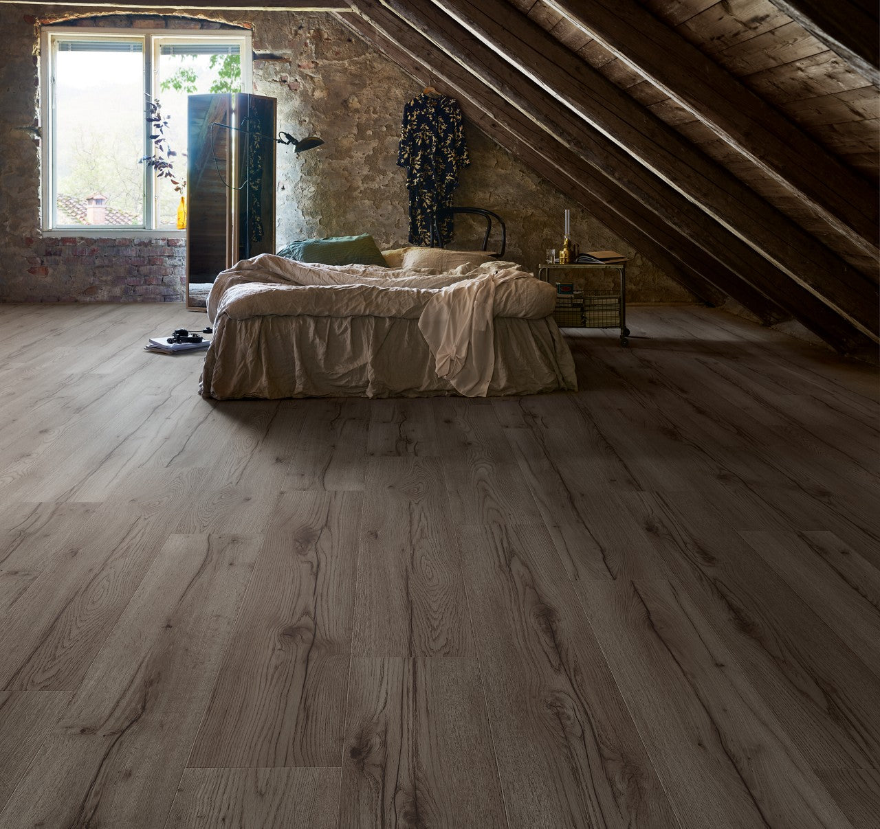 PAVIMENTO IN LAMINATO AC4 PERGO STAVANGER ROVERE DEL FIUME L0345-05004
