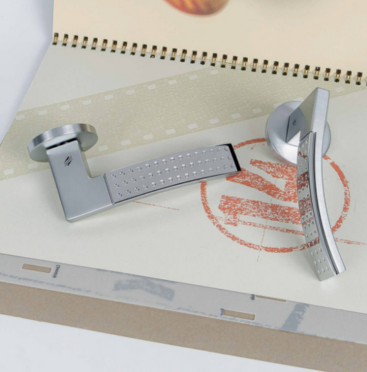 MANIGLIA COLOMBO DESIGN TRAMA LC81R ROSETTA BASSA