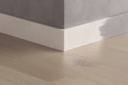 BATTISCOPA VERNICIABILE LAMINATO PERGO 2400x12x58 mm