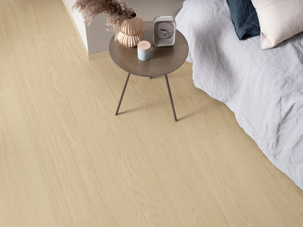 PAVIMENTO IN LAMINATO AC4 PERGO VISBY ROVERE CHIARO D'ESTATE L0371-08295