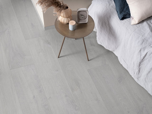 40,90/mq PAVIMENTO IN LAMINATO AC4 PERGO VISBY ROVERE GRIGIO SBIANCATO L0331-03367